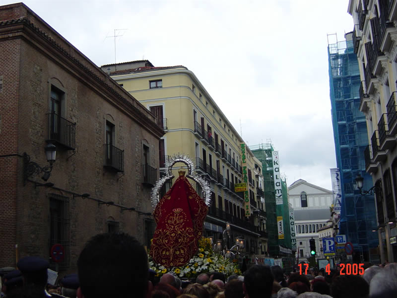 SALIDA DE PROCESI&Oacute;N DE SAN GIN&Eacute;S