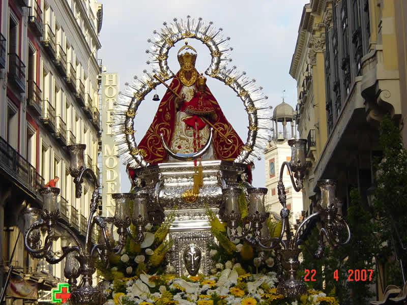 IMAGEN EN LA CALLE ARENAL