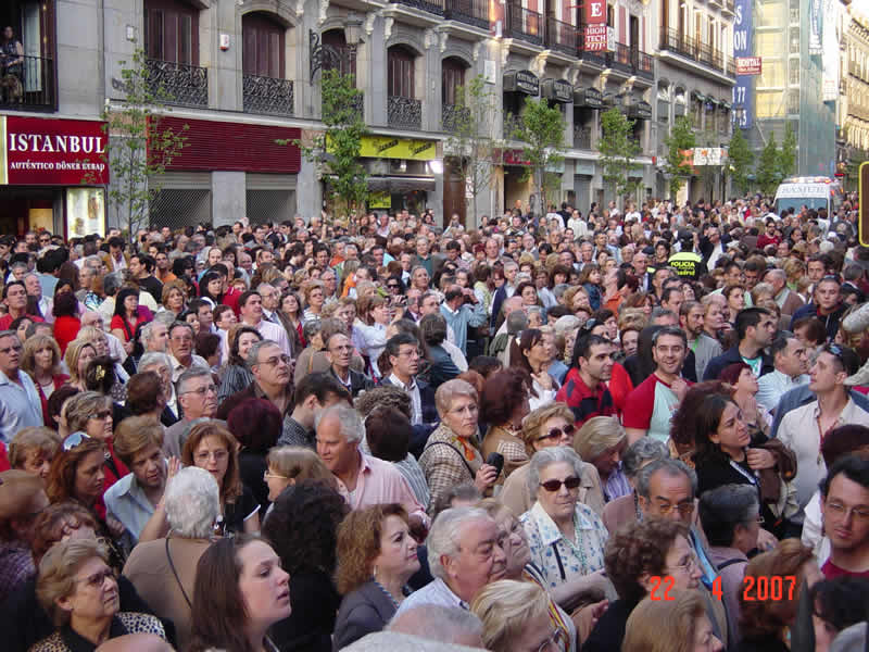 COFRADES Y PEREGRINOS QUE HAN ACOMPA&Ntilde;ADO A LA VIRGEN DE LA CABEZA