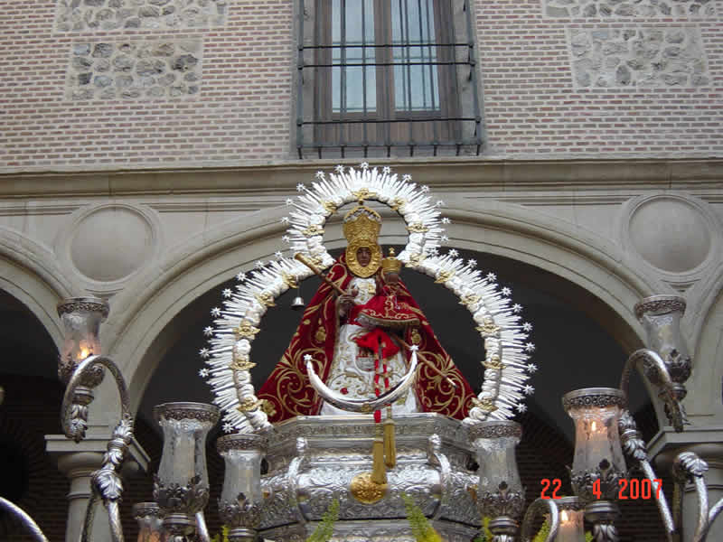 LA SANT&Iacute;SIMA VIRGEN DE LA CABEZA DESPU&Eacute;S DE LA PROCESI&Oacute;N 